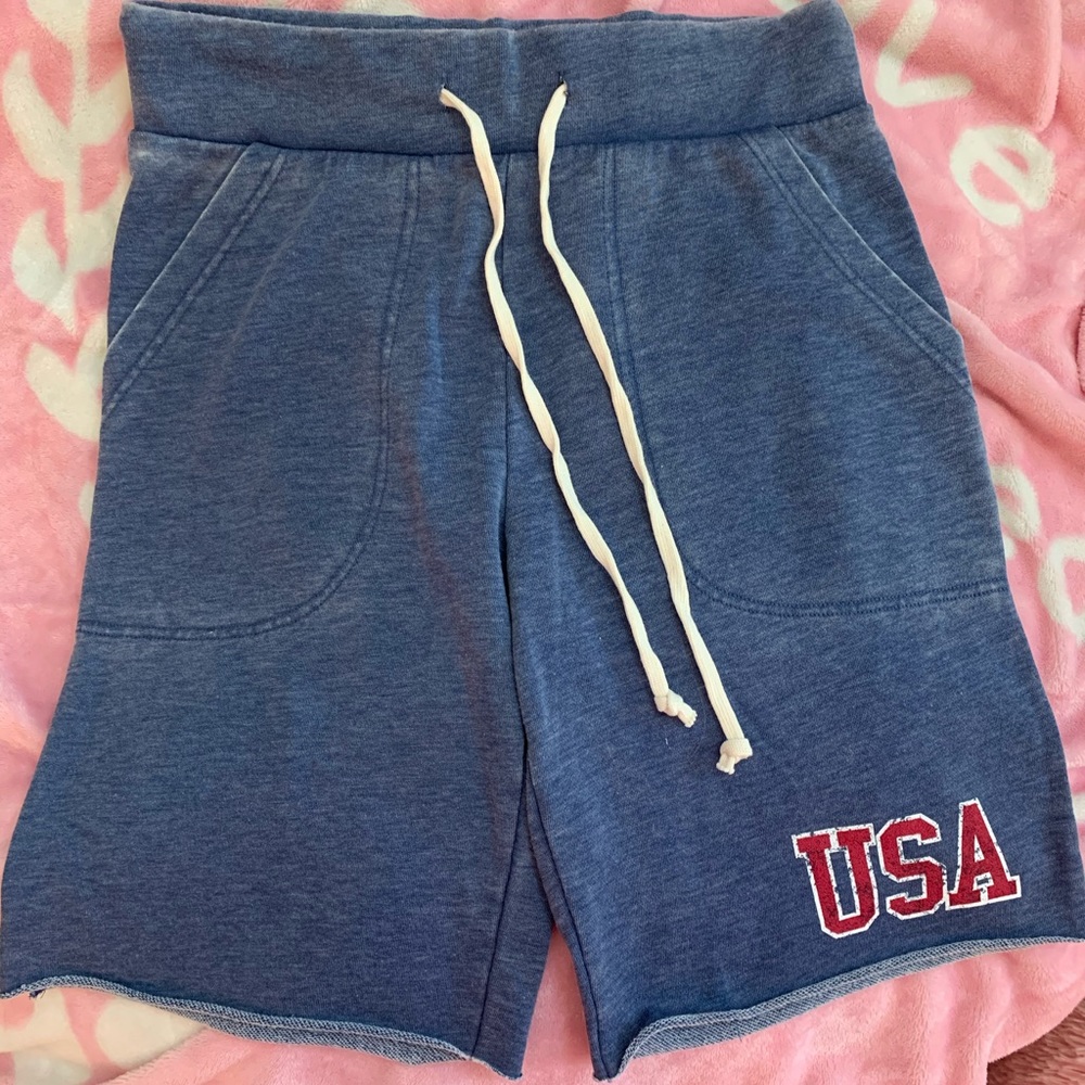 NWOT Alt Apparel USA cutoff distressed shorts,🇺🇸